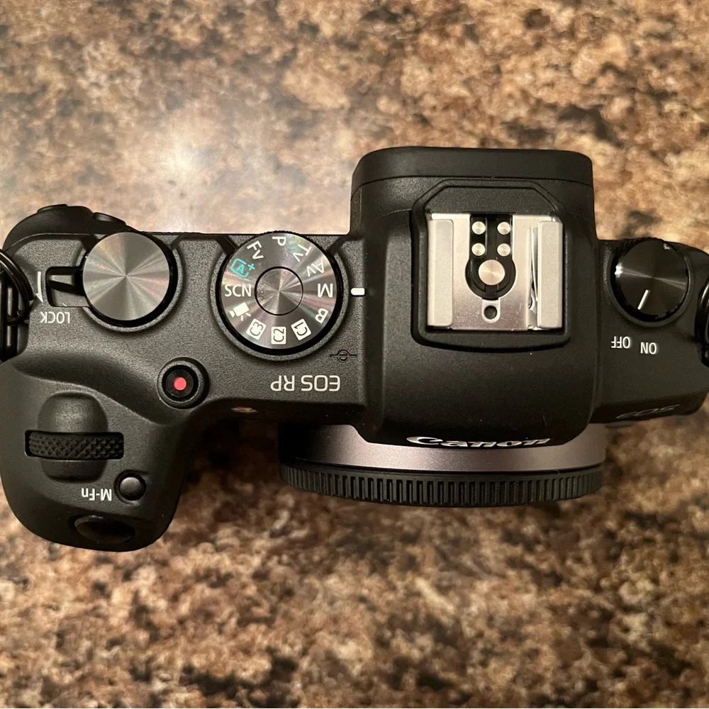 Canon EoS RP BODY ONLY